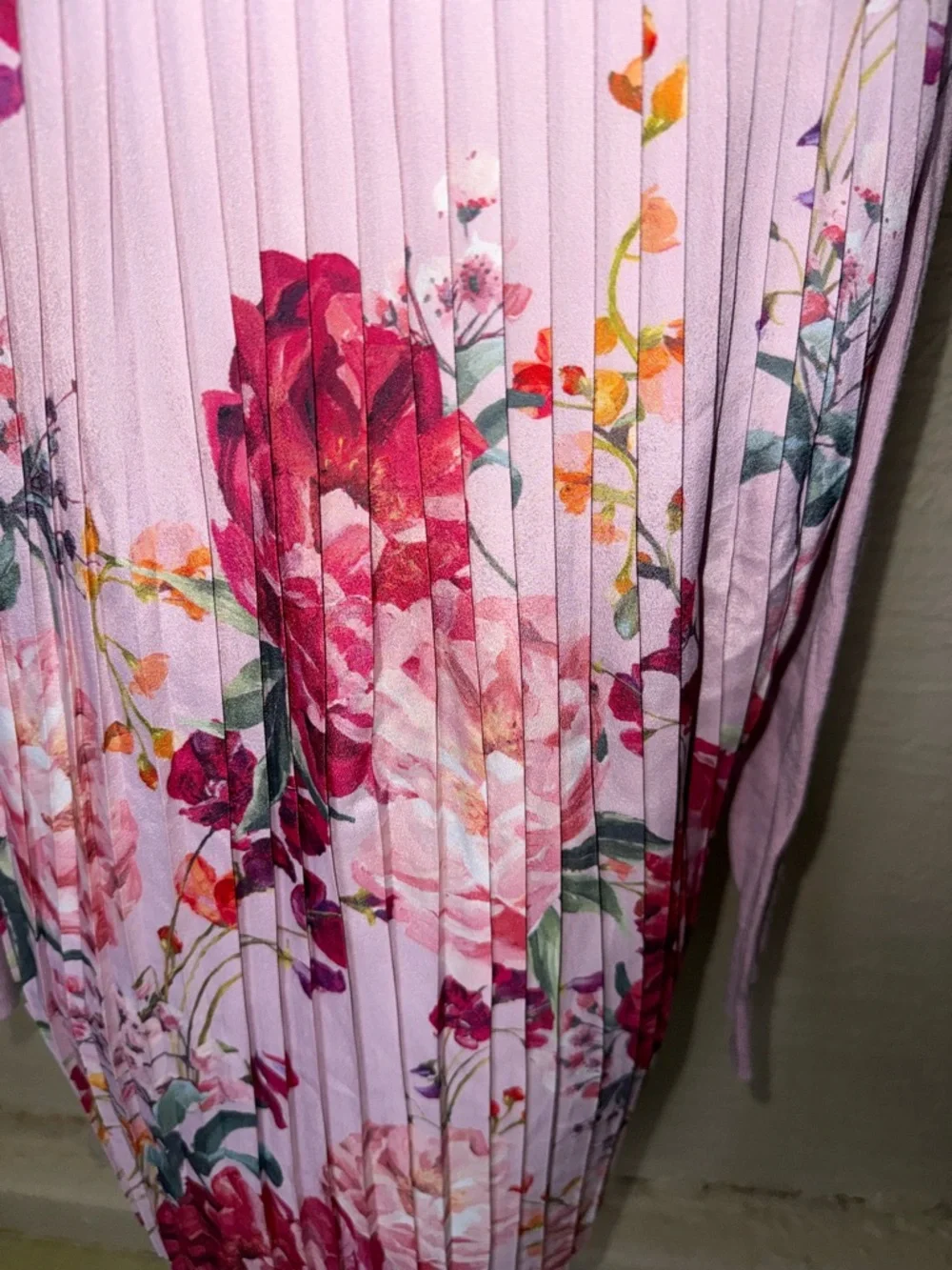 Ted Baker Kaleese Pink Pleated Floral Back‎ Sweater Silk Blend High-Low knit- S